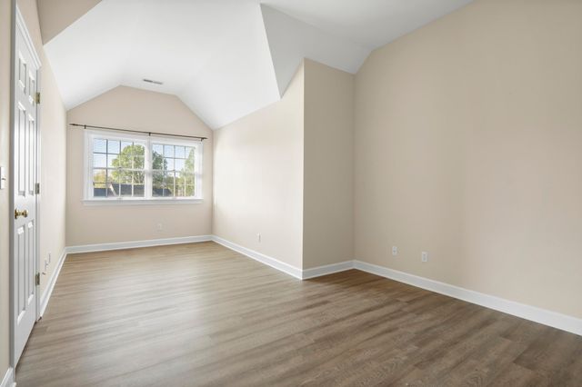 1160 Heritage Landing Drive, Chattanooga, TN 37405
