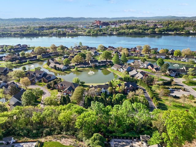 1160 Heritage Landing Drive, Chattanooga, TN 37405