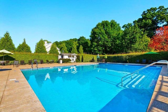 1160 Heritage Landing Drive, Chattanooga, TN 37405