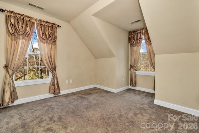 387 Goodview Drive, Hendersonville, NC 28792