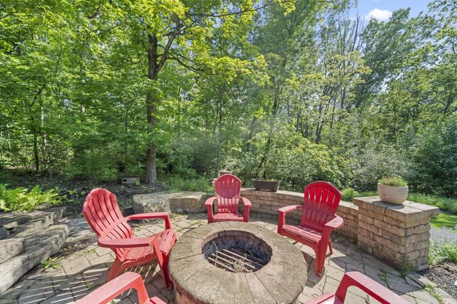 5049 Glenaire Drive, Dublin, OH 43017