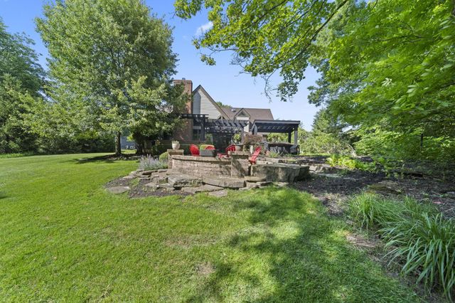 5049 Glenaire Drive, Dublin, OH 43017