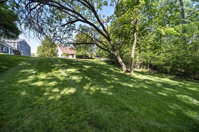 5049 Glenaire Drive, Dublin, OH 43017