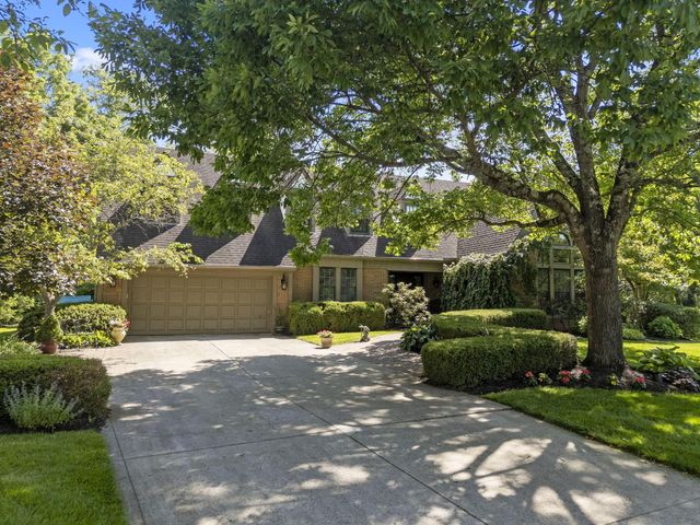 5049 Glenaire Drive, Dublin, OH 43017