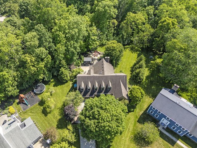 5049 Glenaire Drive, Dublin, OH 43017
