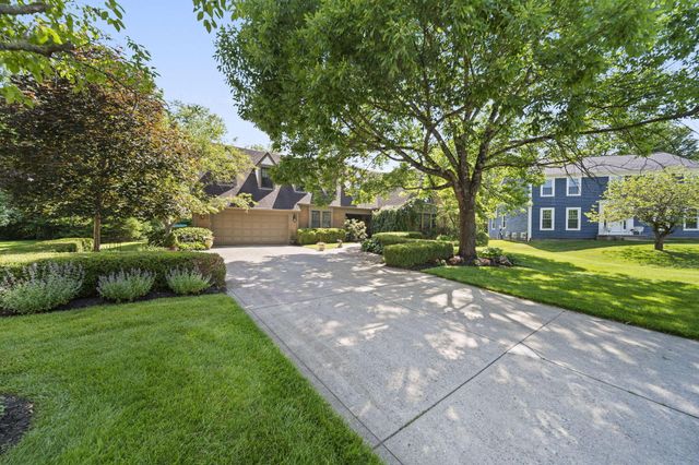 5049 Glenaire Drive, Dublin, OH 43017
