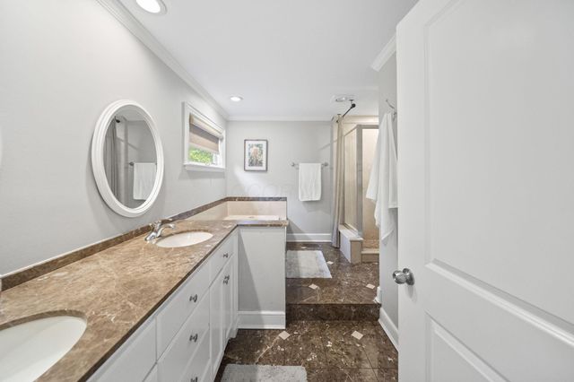 5049 Glenaire Drive, Dublin, OH 43017