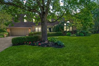 5049 Glenaire Drive, Dublin, OH 43017