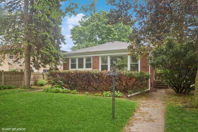 1017 Dodge Avenue, Evanston, IL 60202