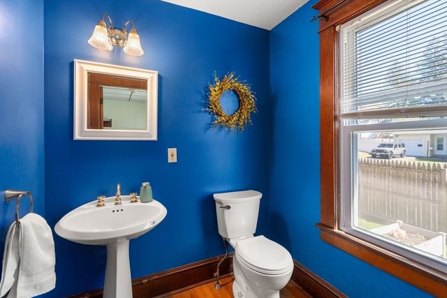 217 Ellsworth Ave, Springfield, MA 01118