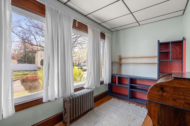 217 Ellsworth Ave, Springfield, MA 01118