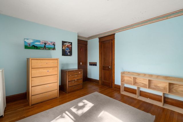 217 Ellsworth Ave, Springfield, MA 01118
