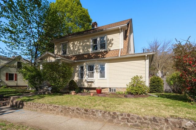 217 Ellsworth Ave, Springfield, MA 01118
