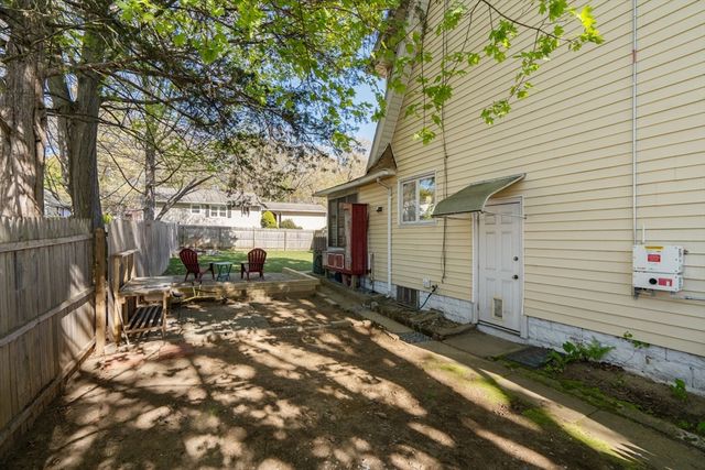 217 Ellsworth Ave, Springfield, MA 01118