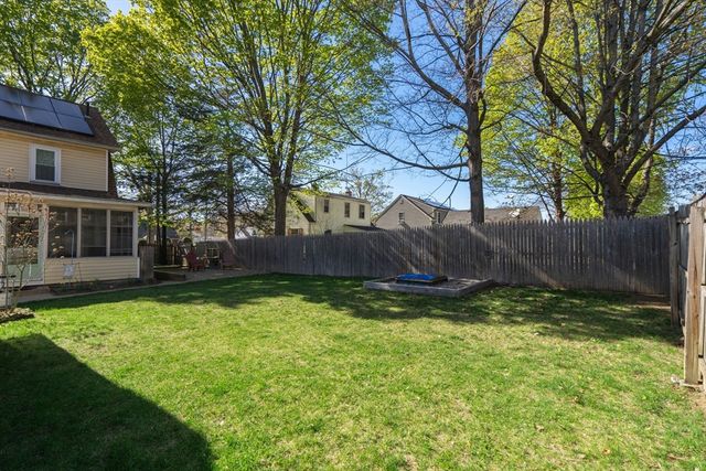 217 Ellsworth Ave, Springfield, MA 01118