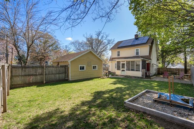 217 Ellsworth Ave, Springfield, MA 01118