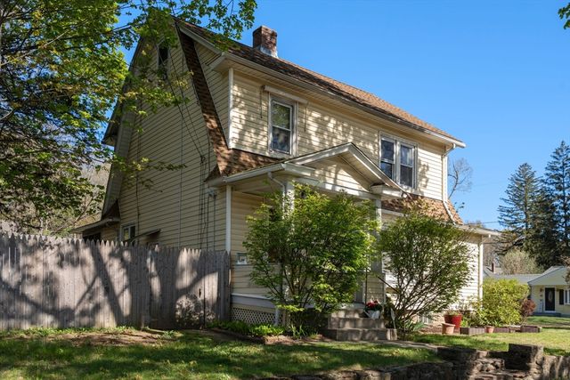 217 Ellsworth Ave, Springfield, MA 01118