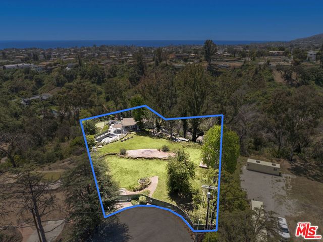 1267 Villa Woods Drive, Pacific Palisades, CA 90272