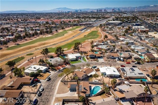 5228 Masters Avenue, Las Vegas, NV 89142