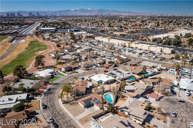 5228 Masters Avenue, Las Vegas, NV 89142