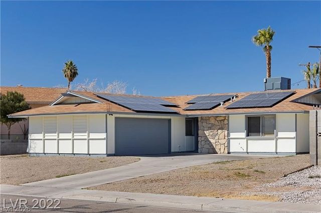 5228 Masters Avenue, Las Vegas, NV 89142