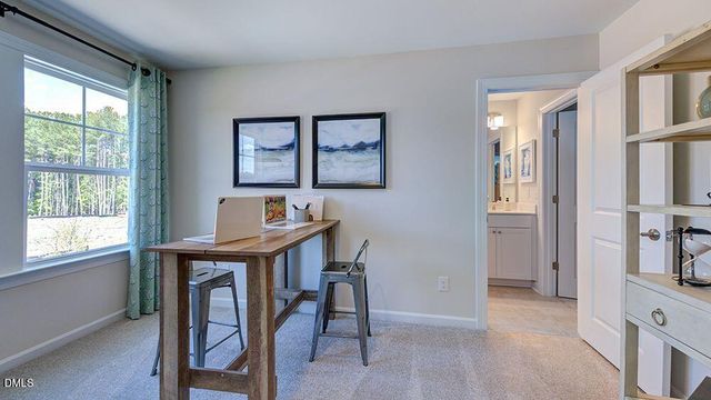 101 Seagraves Creek Lane, Holly Springs, NC 27540