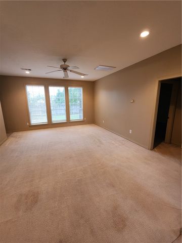 3920 Park Hurst, Bryan, TX 77802