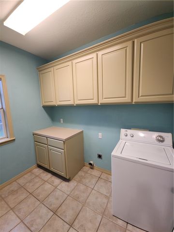 3920 Park Hurst, Bryan, TX 77802