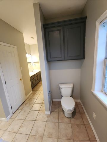 3920 Park Hurst, Bryan, TX 77802