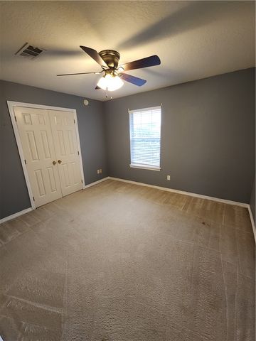 3920 Park Hurst, Bryan, TX 77802