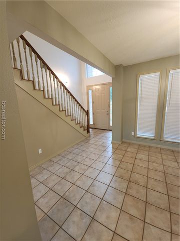 3920 Park Hurst, Bryan, TX 77802