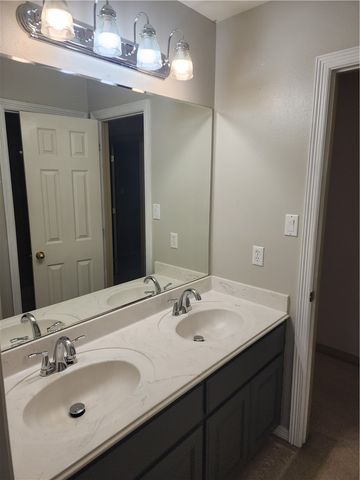 3920 Park Hurst, Bryan, TX 77802