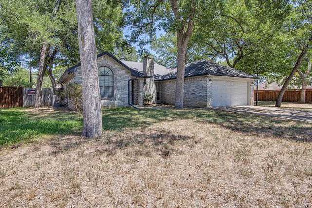 1033 Oak Valley Road, Burleson, TX 76028