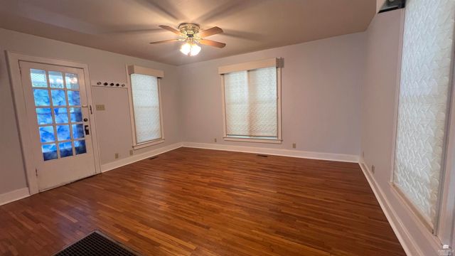 1131 Colorado, Manhattan, KS 66502