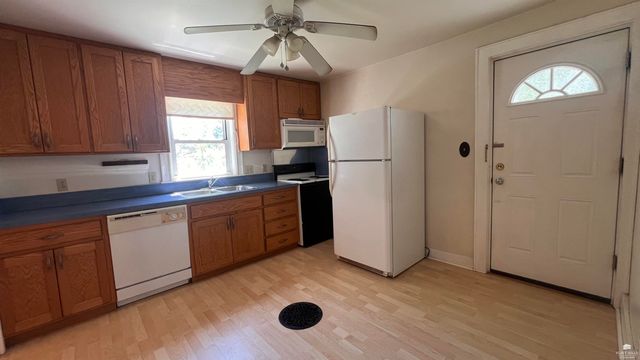 1131 Colorado, Manhattan, KS 66502