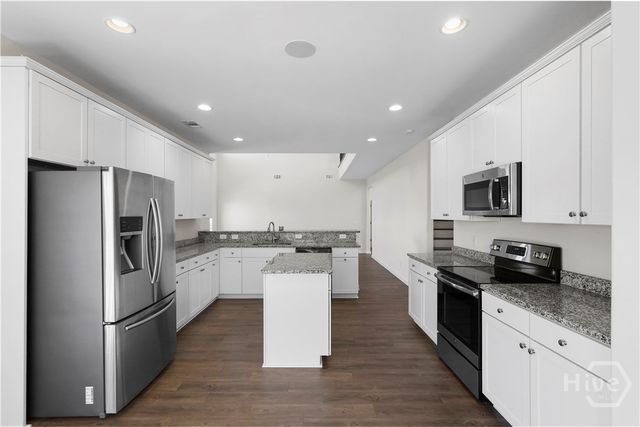 125 Grimsby Road, Savannah, GA 31407