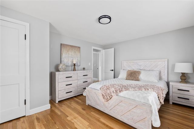 17 Loring Street, Cranston, RI 02920