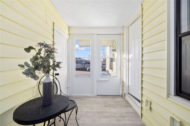 17 Loring Street, Cranston, RI 02920