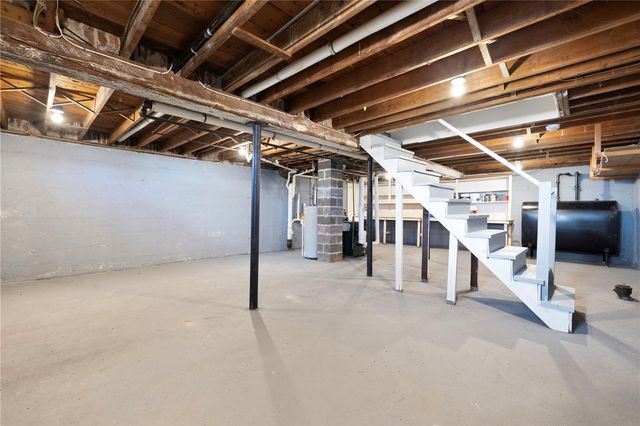 17 Loring Street, Cranston, RI 02920