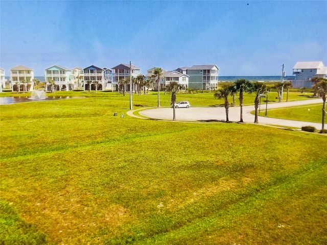 4115 Royal Tern Lane, Galveston, TX 77554