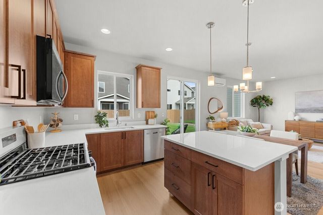 2135 169TH Street NE, Marysville, WA 98271