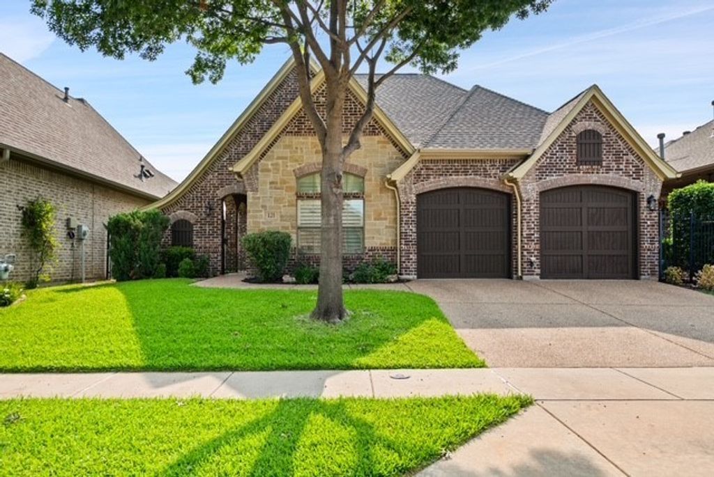 121 Montgomery Drive, Keller, TX 76248 — exterior