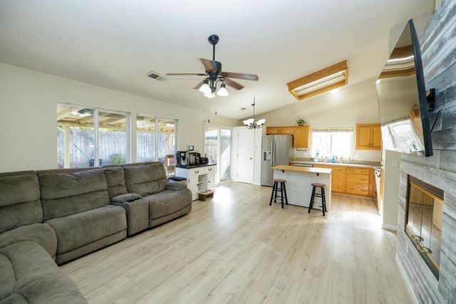 4512 New Hope Ct, Salida, CA 95368