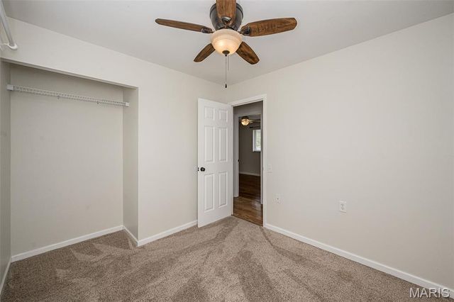 3224 Highgate Lane, St Charles, MO 63301