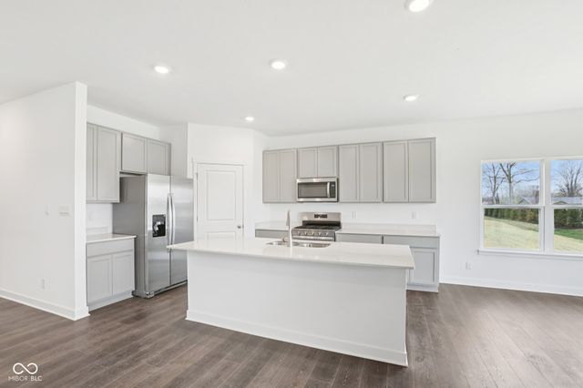 5734 Bancroft Drive, Pendleton, IN 46064