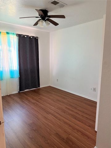 8010 Western Trail Drive, Houston, TX 77040