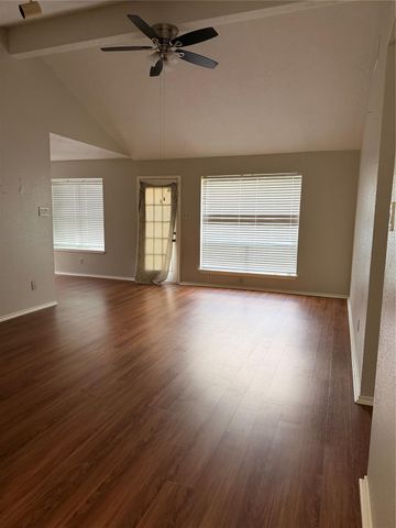 8010 Western Trail Drive, Houston, TX 77040