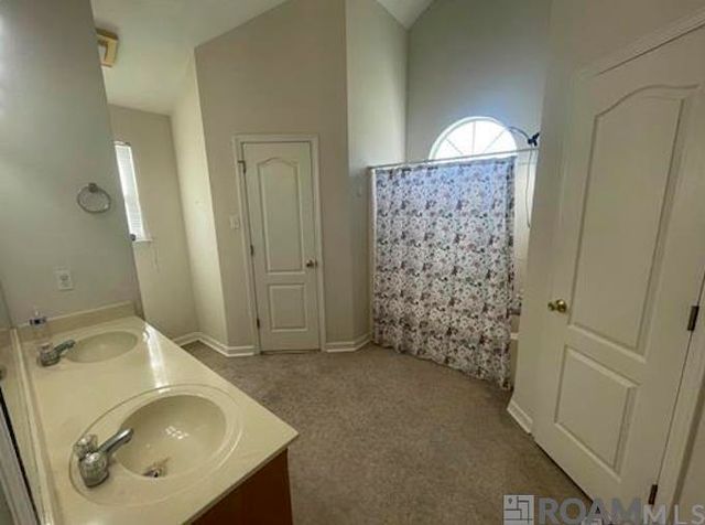 218 Edgehaven Dr, Baton Rouge, LA 70810