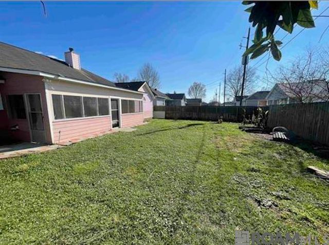 218 Edgehaven Dr, Baton Rouge, LA 70810
