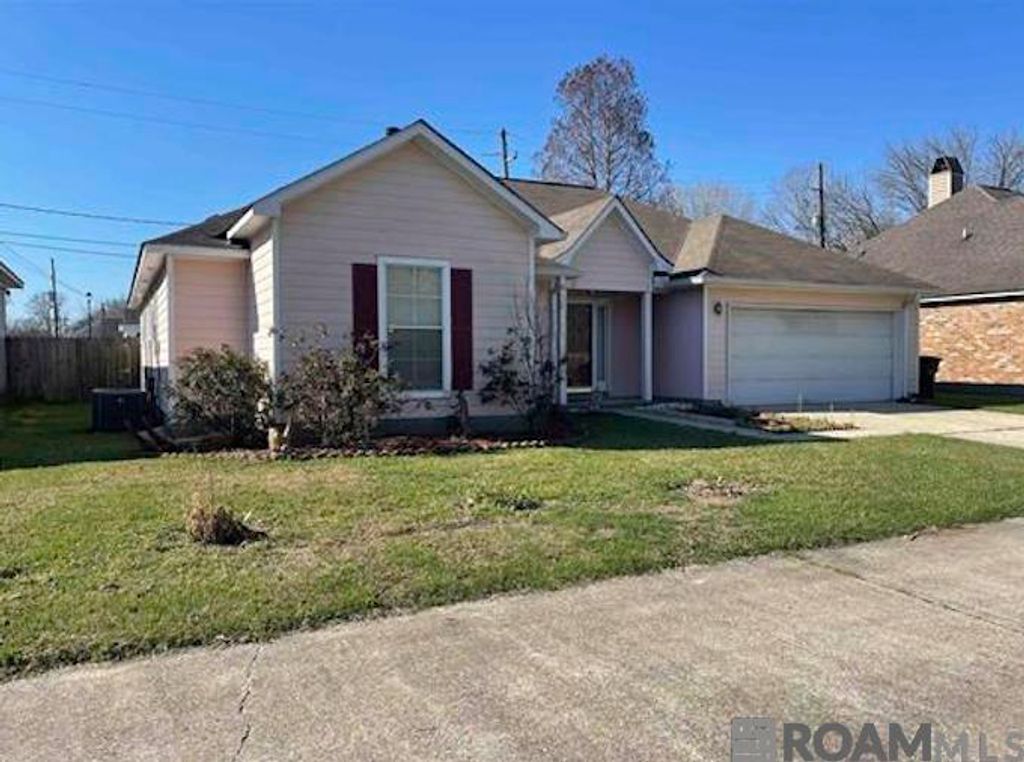 218 Edgehaven Dr, Baton Rouge, LA 70810